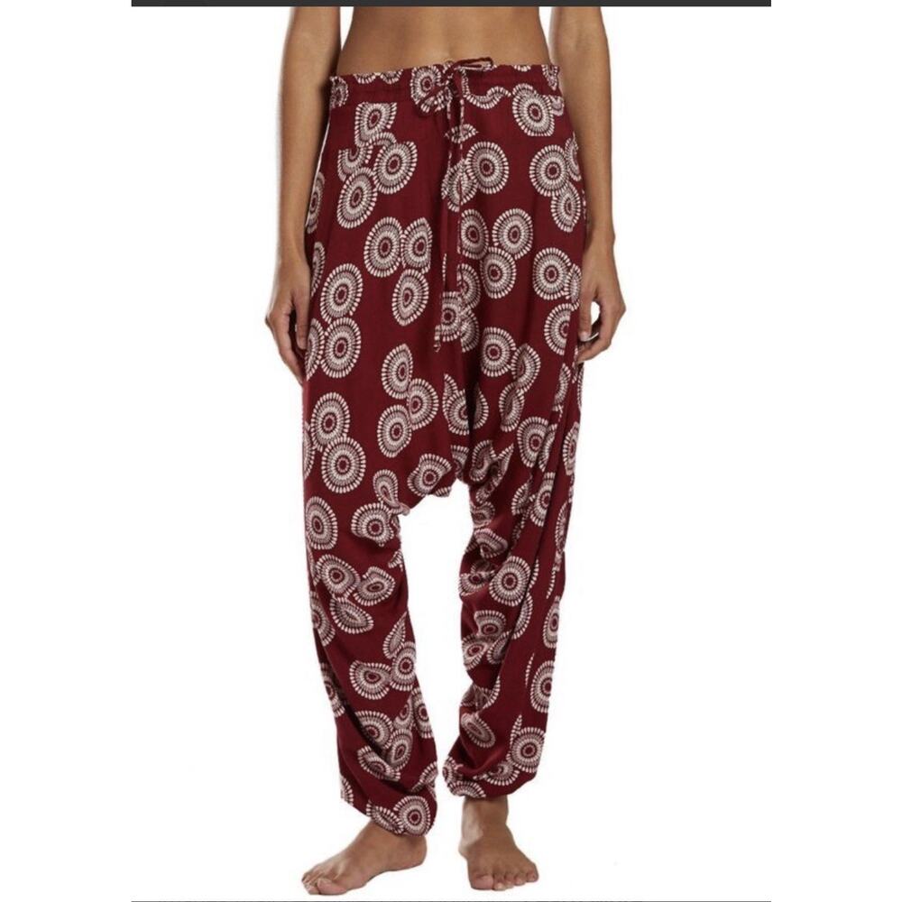 Buddha Pants Women's Sunshine Red/White Geometric Cotton Harem Pants - Size L